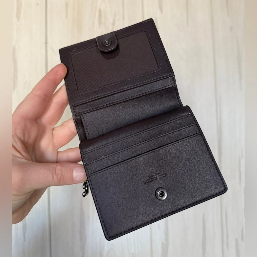 Coach Outlet Dark Green Leather Wallet - Picture 7 of 9